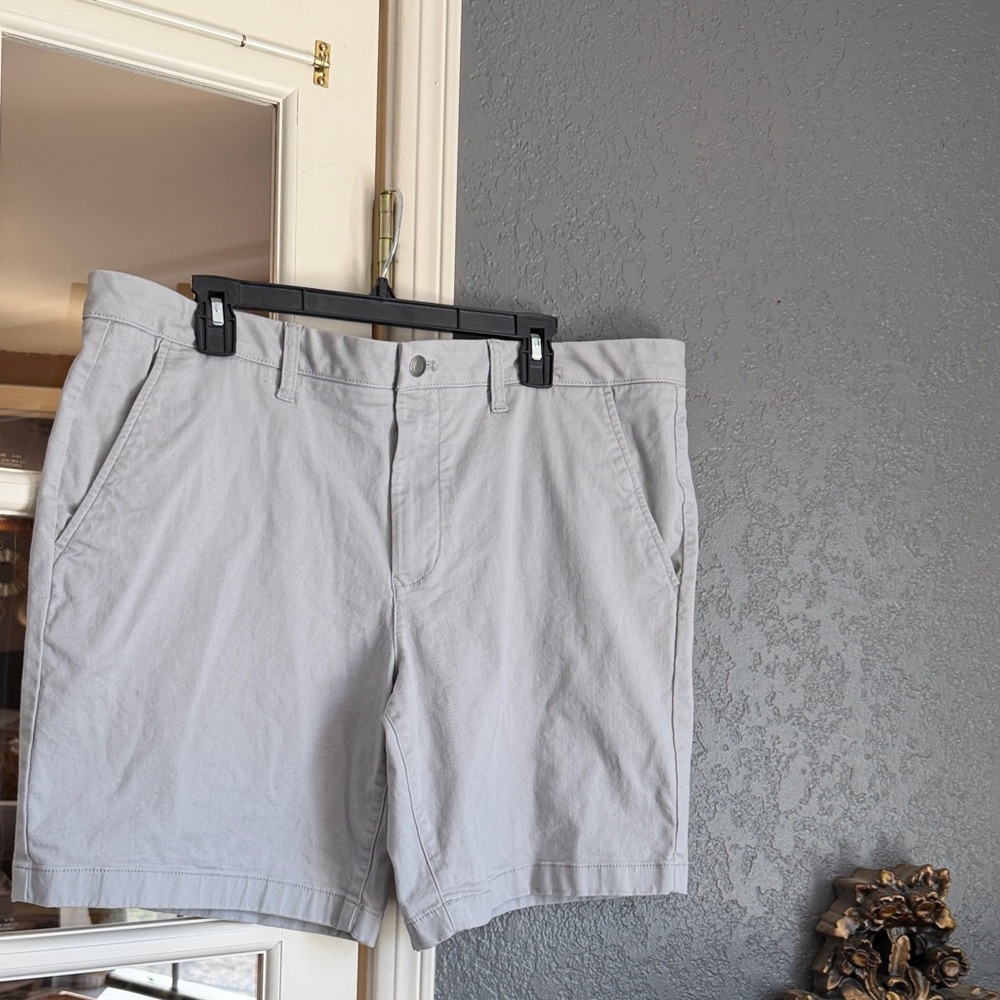 Men's chino Gray Shorts